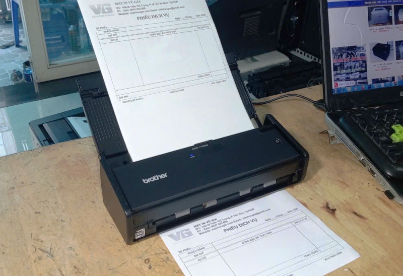 Máy scan 2 mặt Wifi Brother ADS 1100w cũ